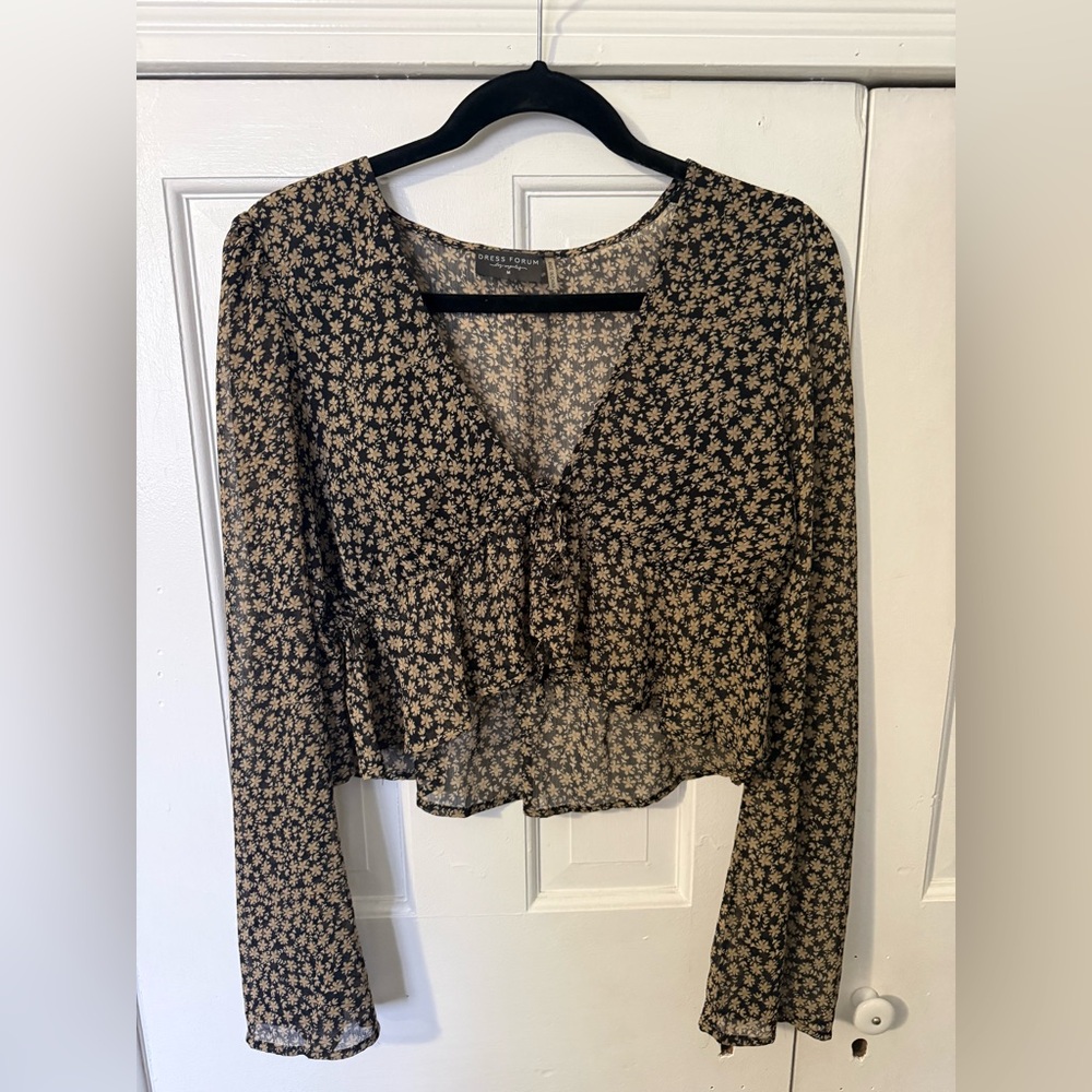 Dress Forum Black and Beige Floral Blouse
